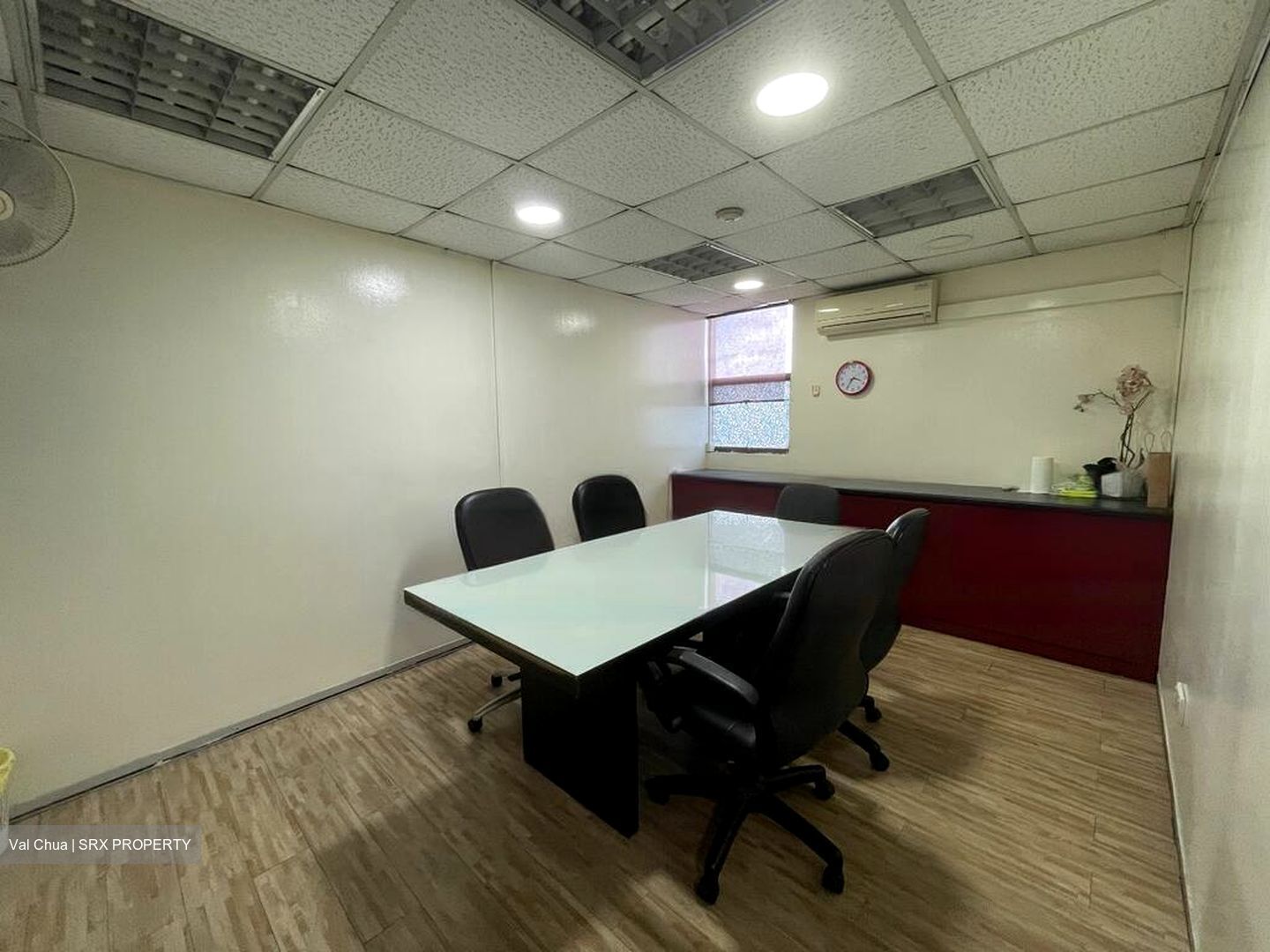 Manhattan House (D3), Office #459572681